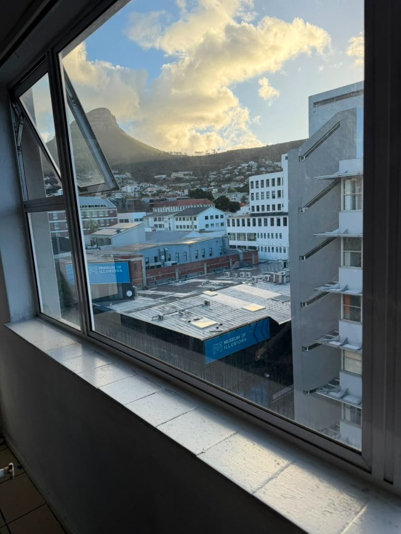 1 Bedroom Property for Sale in Cape Town City Centre Western Cape